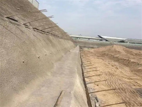 加格达奇河道边坡加固